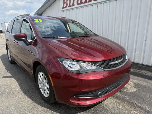 Photo of 2021 Velvet Red Pearlcoat Chrysler Voyager