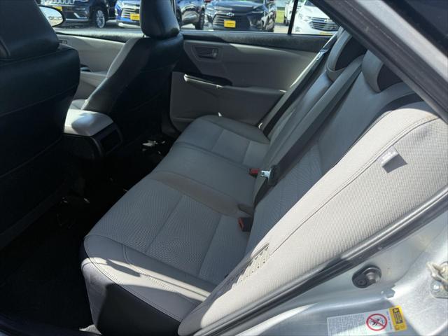 Photo of 2016 Celestial Silver Metallic Toyota Camry