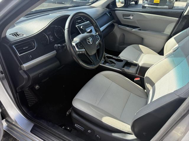 Photo of 2016 Celestial Silver Metallic Toyota Camry
