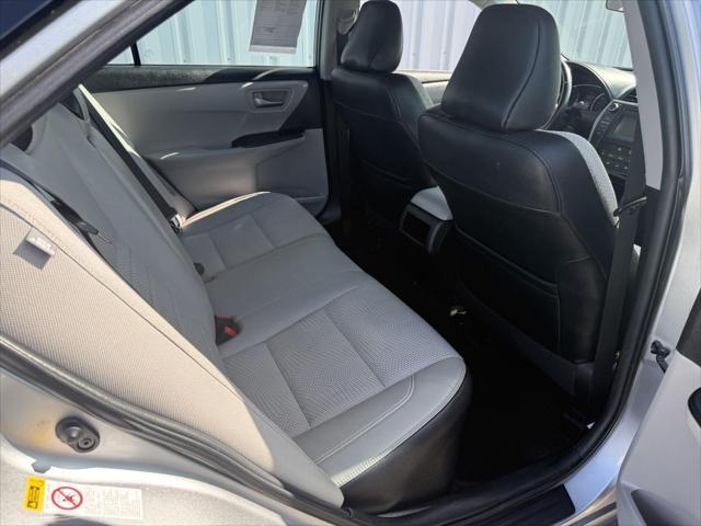 Photo of 2016 Celestial Silver Metallic Toyota Camry