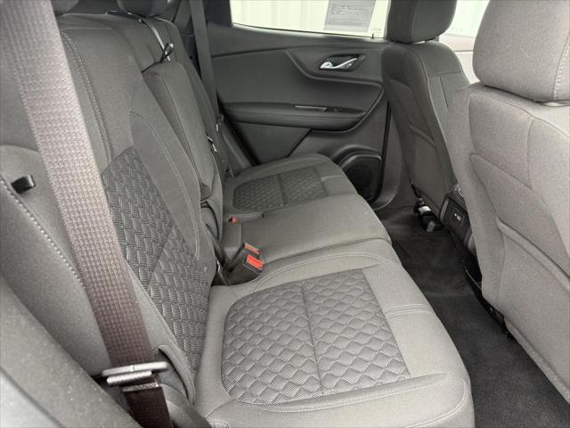 Photo of 2022 Blue Glow Metallic Chevrolet Blazer