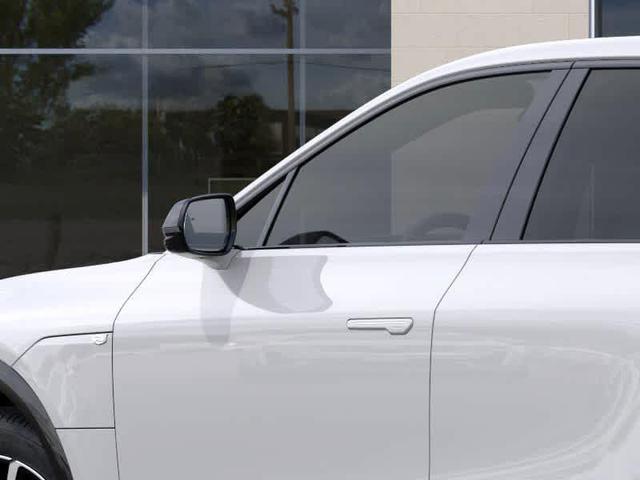 Photo of 2025 Crystal White Tricoat Cadillac LYRIQ