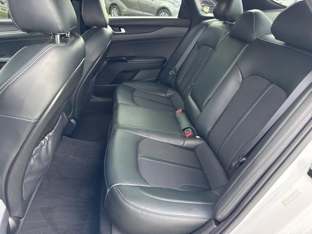 Photo of 2024 Glacial White Pearl Kia K5