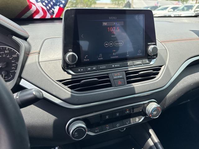 Photo of 2022 Gun Metallic Nissan Altima