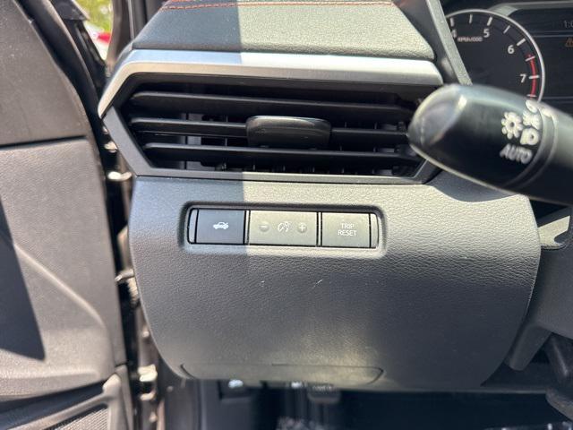 Photo of 2022 Gun Metallic Nissan Altima