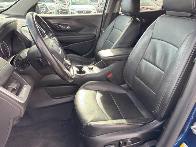 Photo of 2020 Blue Emerald Metallic GMC Terrain
