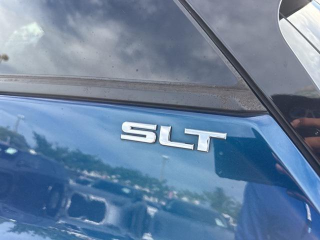 Photo of 2020 Blue Emerald Metallic GMC Terrain