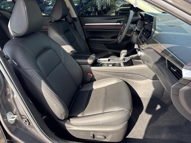 Photo of 2025 Gun Metallic Nissan Altima