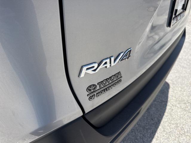 Photo of 2024 Silver Toyota RAV4