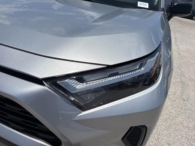Photo of 2024 Silver Toyota RAV4