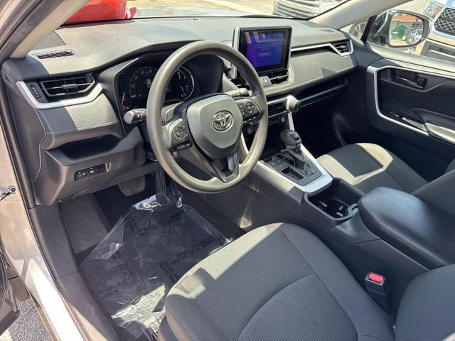 Photo of 2024 Silver Toyota RAV4