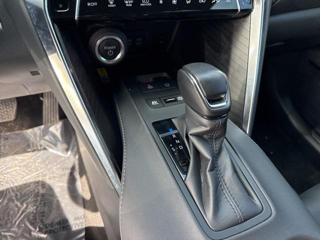 Photo of 2024 Black Toyota Venza