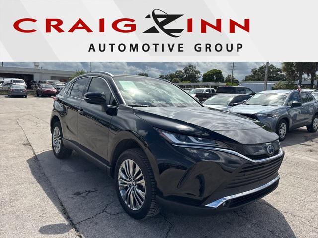 Photo of 2024 Black Toyota Venza
