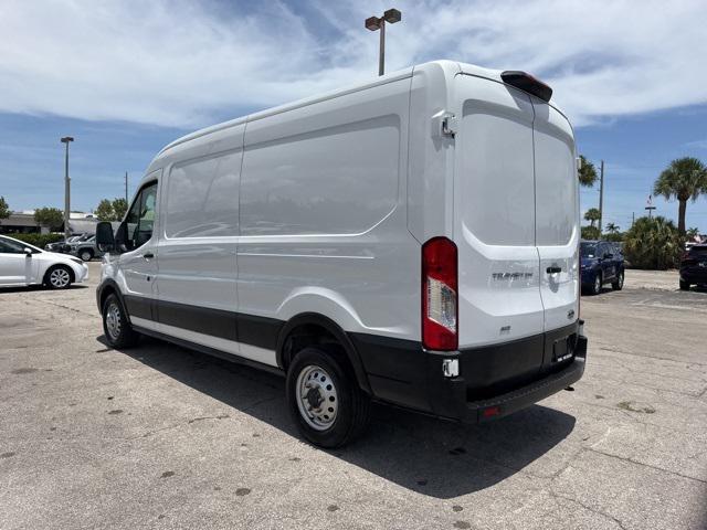 Photo of 2023 Oxford White Ford Transit-250