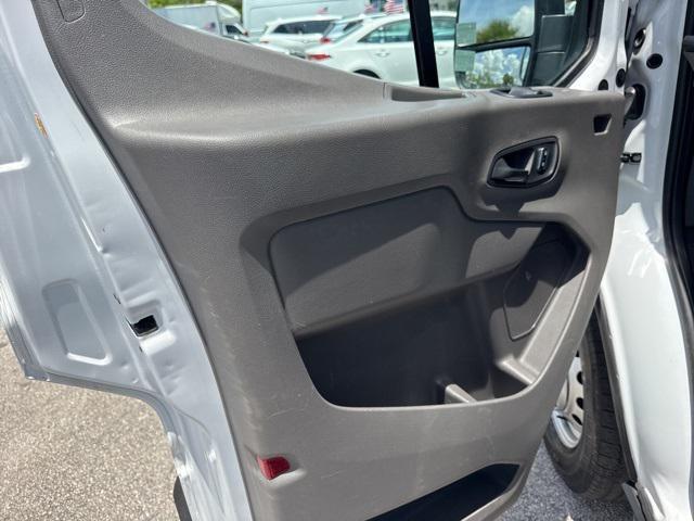 Photo of 2023 Oxford White Ford Transit-250