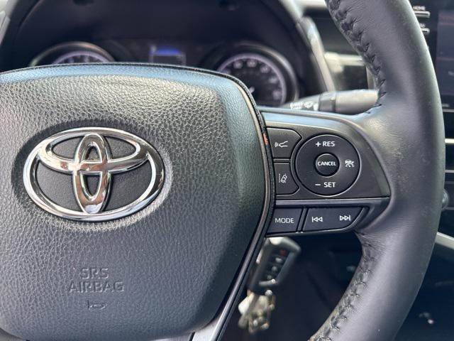 Photo of 2021 Super White Toyota Camry