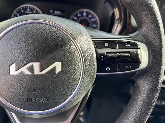 Photo of 2023 Ebony Black Kia K5