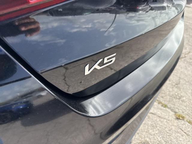 Photo of 2023 Ebony Black Kia K5