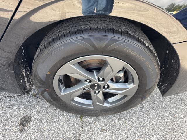 Photo of 2023 Ebony Black Kia K5
