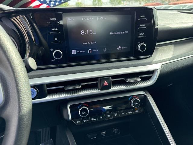 Photo of 2023 Ebony Black Kia K5