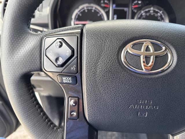 Photo of 2022 White Toyota 4Runner