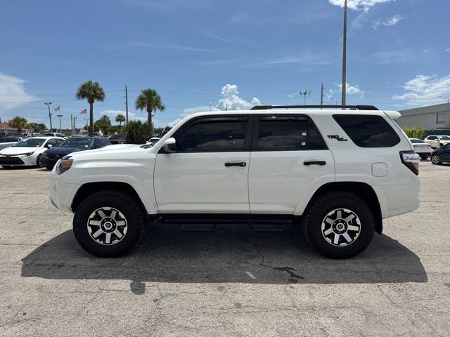 Photo of 2022 White Toyota 4Runner