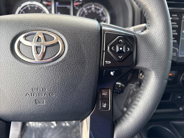 Photo of 2022 White Toyota 4Runner