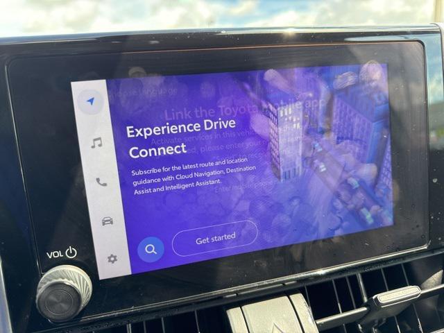 Photo of 2023 Ice Cap Toyota RAV4