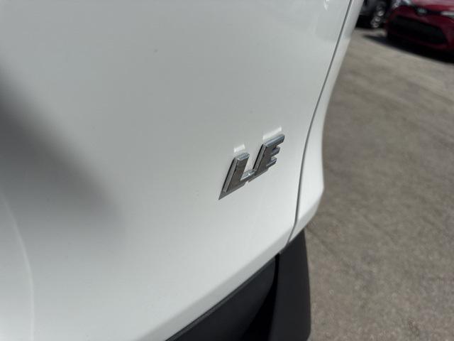 Photo of 2023 Ice Cap Toyota RAV4