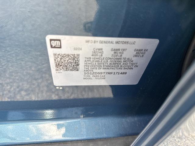 Photo of 2024 Lakeshore Blue Metallic Chevrolet Malibu