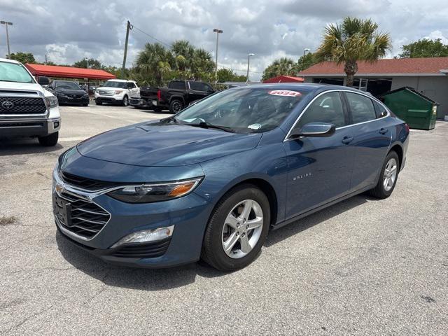 Photo of 2024 Lakeshore Blue Metallic Chevrolet Malibu