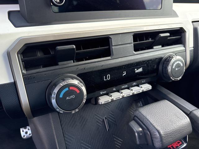 Photo of 2024 Bronze Toyota Tacoma