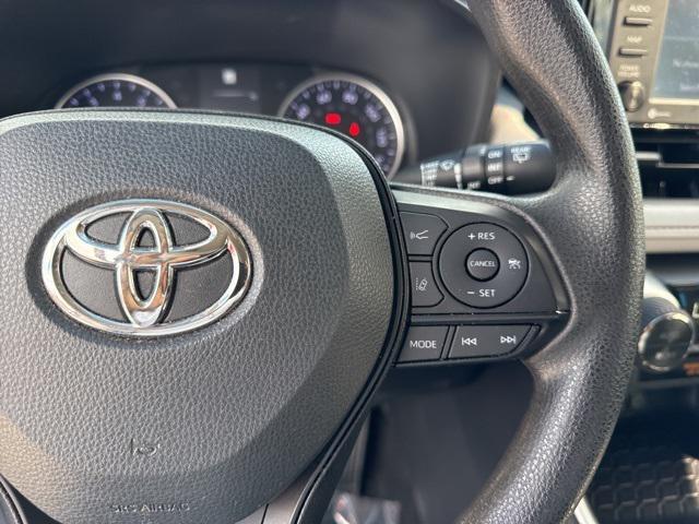 Photo of 2022 Blue Toyota RAV4