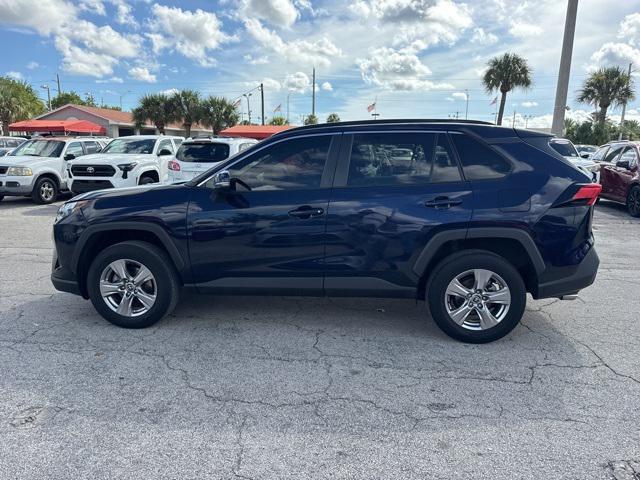 Photo of 2022 Blue Toyota RAV4