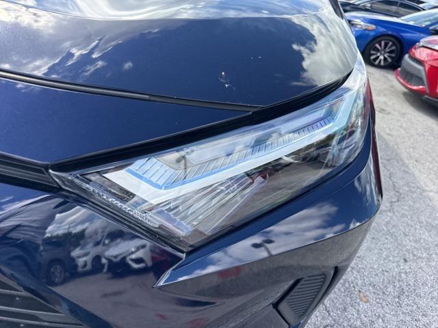 Photo of 2022 Blue Toyota RAV4