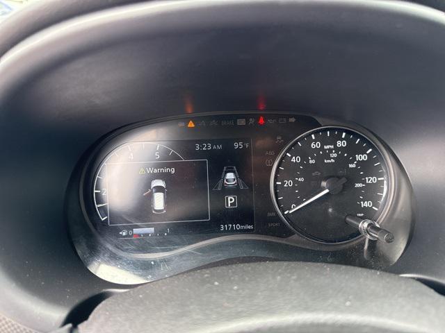 Photo of 2024 Super Black Nissan Kicks