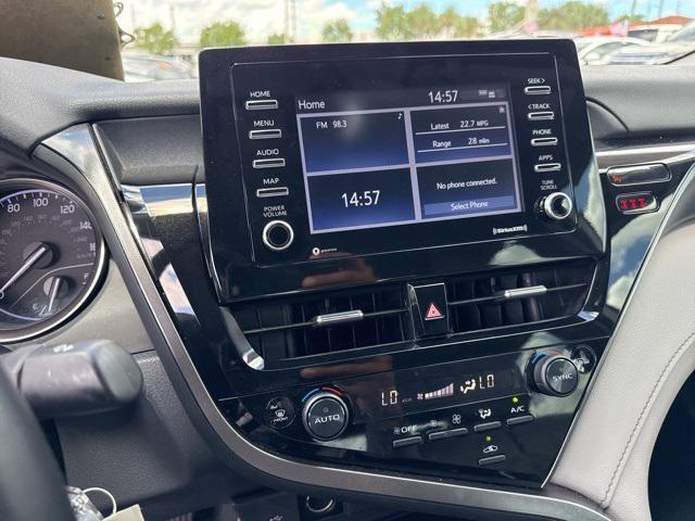 Photo of 2023 Ice Toyota Camry