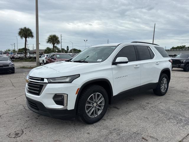 Photo of 2023 Summit White Chevrolet Traverse