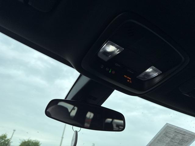 Photo of 2023 Summit White Chevrolet Traverse