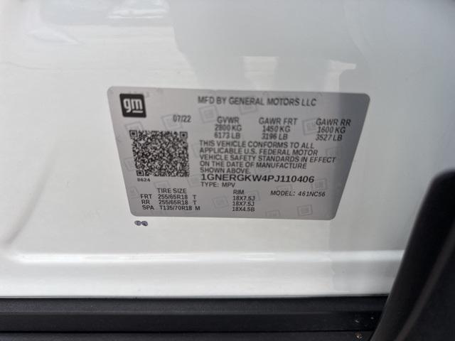 Photo of 2023 Summit White Chevrolet Traverse
