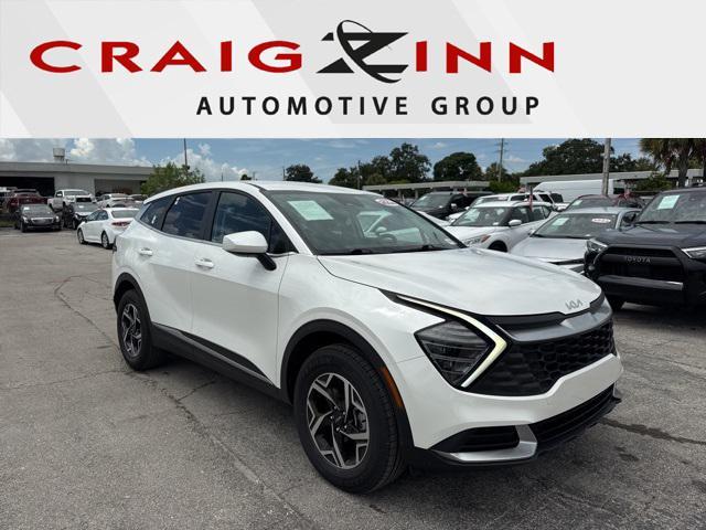 Photo of 2024 Snow White Pearl Kia Sportage