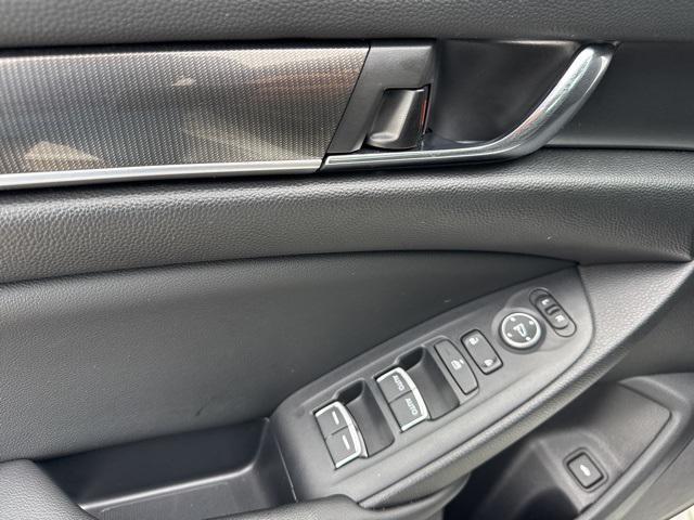 Photo of 2022 White Honda Accord