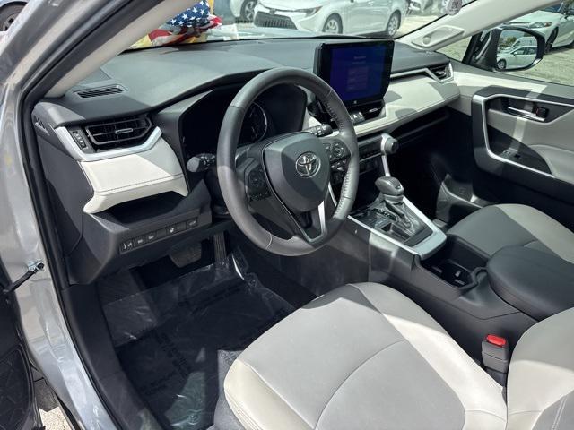 Photo of 2024 Silver Sky Metallic Toyota RAV4
