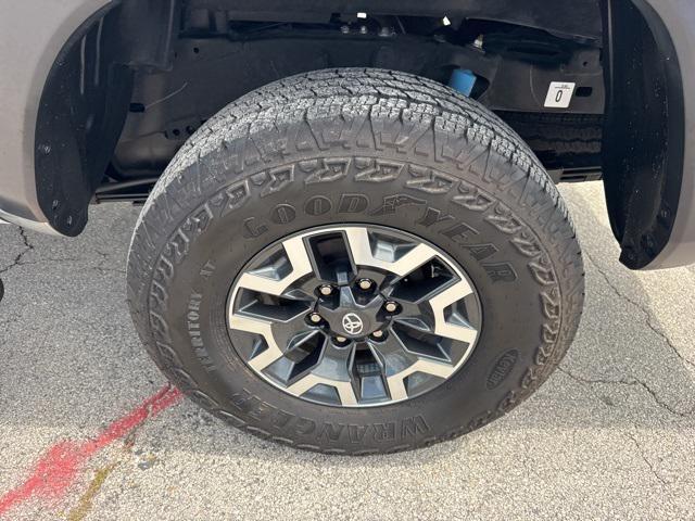 Photo of 2023 Silver Toyota Tacoma