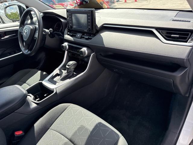 Photo of 2022 White Toyota RAV4