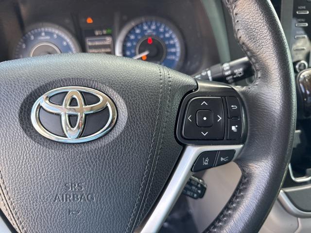 Photo of 2020 Predawn Gray Mica Toyota Sienna