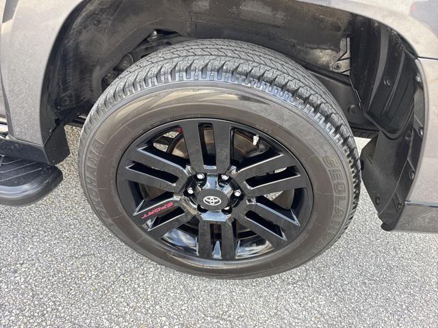 Photo of 2021 Magnetic Gray Toyota 4Runner