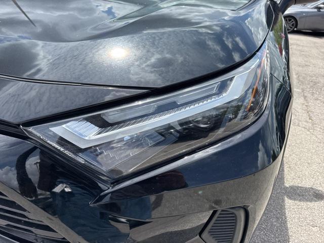Photo of 2022 Midnight Black Toyota RAV4