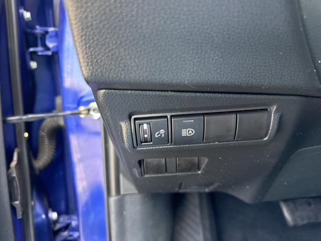 Photo of 2023 Blue Toyota Corolla Cross