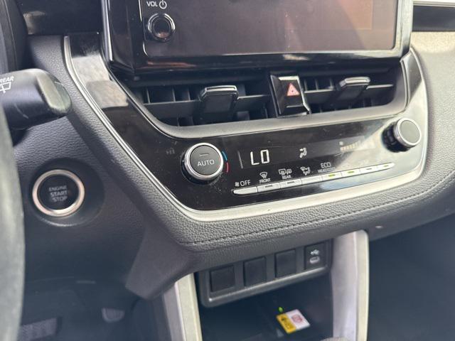 Photo of 2023 Blue Toyota Corolla Cross
